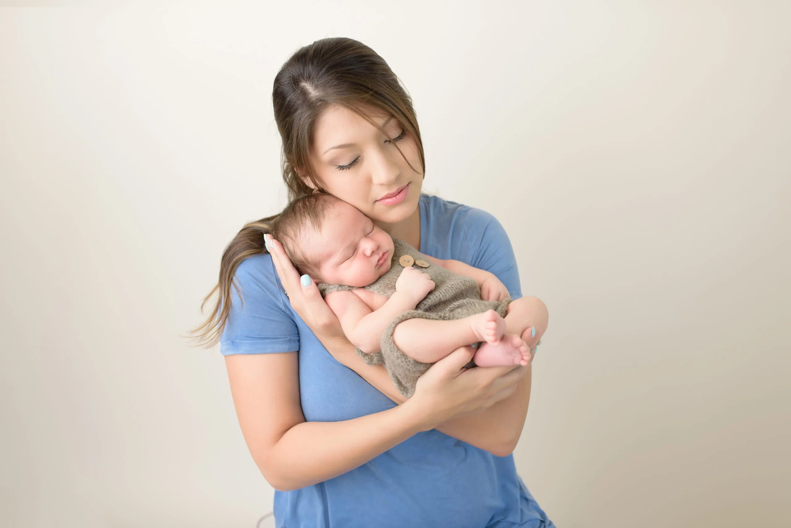 Albuquerque Newborn Photography Mom Dad6